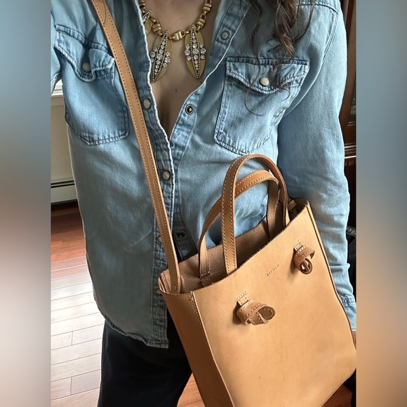 Nisolo Vachetta Leather Small Tote & Crossbody - Picture 4 of 16